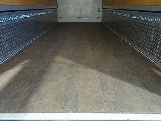 フォワード 2.25t ワイドベッド付 アルミウイング マルチゲート付 リアエアサス 240ps