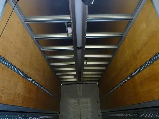 フォワード 2.25t ワイドベッド付 アルミウイング マルチゲート付 リアエアサス 240ps