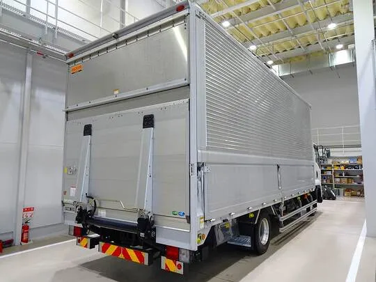 フォワード 2.25t ワイドベッド付 アルミウイング マルチゲート付 リアエアサス 240ps