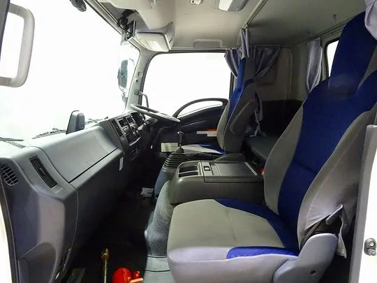 フォワード 2.25t ワイドベッド付 アルミウイング マルチゲート付 リアエアサス 240ps