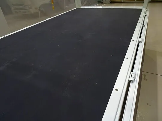 キャンター 3t 4No. 全低床 垂直P/G付 未使用車