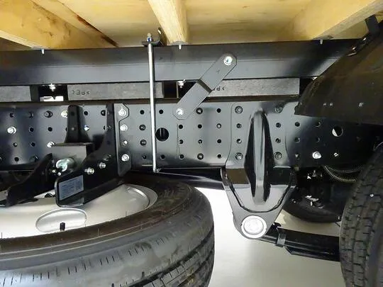 キャンター 3t 4No. 全低床 垂直P/G付 未使用車