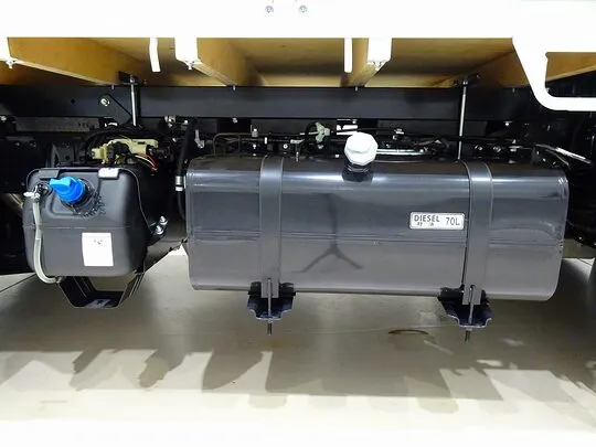 キャンター 3t 4No. 全低床 垂直P/G付 未使用車