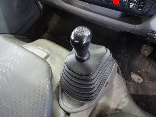 デュトロ 2t 4WD FJL 標準 垂直P/G付