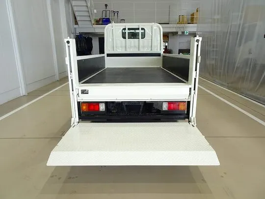 デュトロ 2t 4WD FJL 標準 垂直P/G付