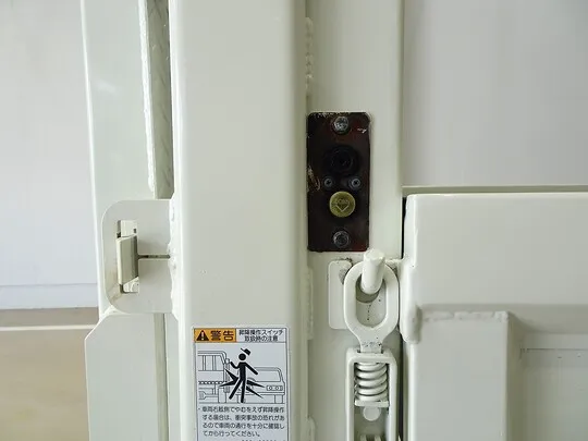 デュトロ 2t 4WD FJL 標準 垂直P/G付