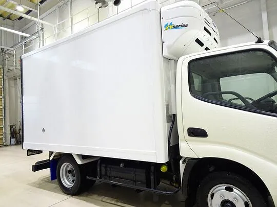 デュトロ 2t FJL 標準 低温冷凍車 総重量5t未満
