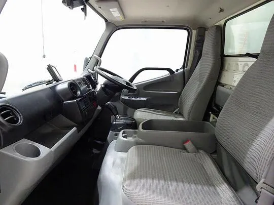 デュトロ 2t FJL 標準 低温冷凍車 総重量5t未満