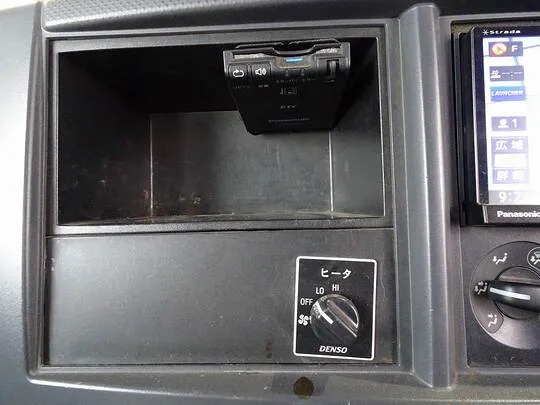 エルフ 2t 4WD FFL 標準ロング Wキャブ/2段折れ式垂直PG付