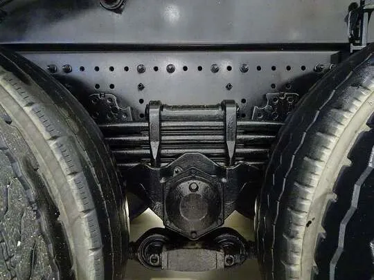 プロフィア 9.3t 3軸 2デフ ダンプ 380ps