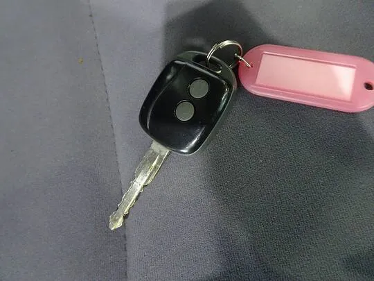 エルフ 1.5t 4WD FFL Sタイヤ 平ボデー