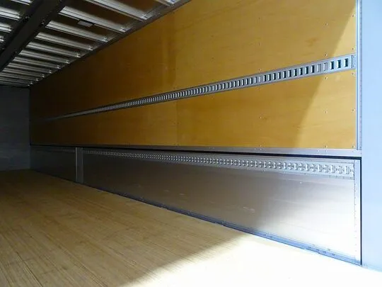 ギガ 14.6t 3軸 2デフ アルミウイング リアエアサス 380ps