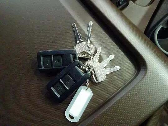 ギガ 14.6t 3軸 2デフ アルミウイング リアエアサス 380ps