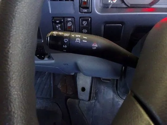 フォワード 3.05t ワイドベッドレス アルミウイング 210ps