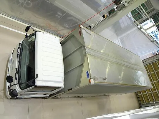 フォワード 3.05t ワイドベッドレス アルミウイング 210ps