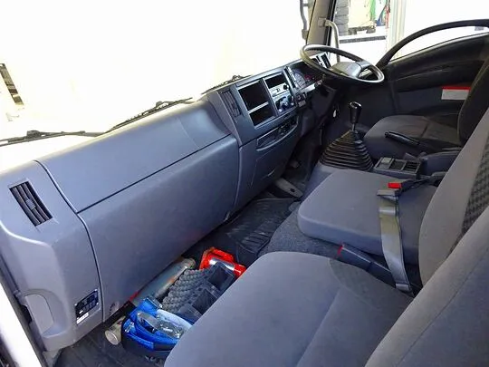 フォワード 3.05t ワイドベッドレス アルミウイング 210ps