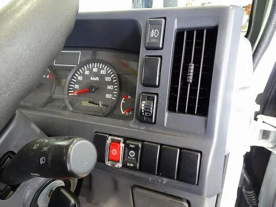 エルフ 1.75t FL 標準 Wキャブ 総重量5t未満