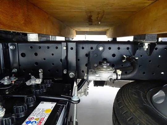 エルフ 2t FFL 標準 平ボデー 総重量5t未満