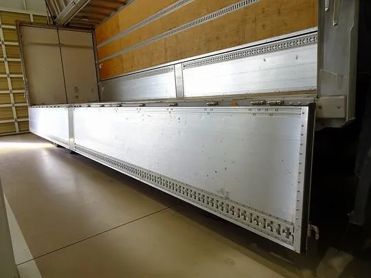 ギガ 13.5t 4軸 アルミウイング リアエアサス 380ps