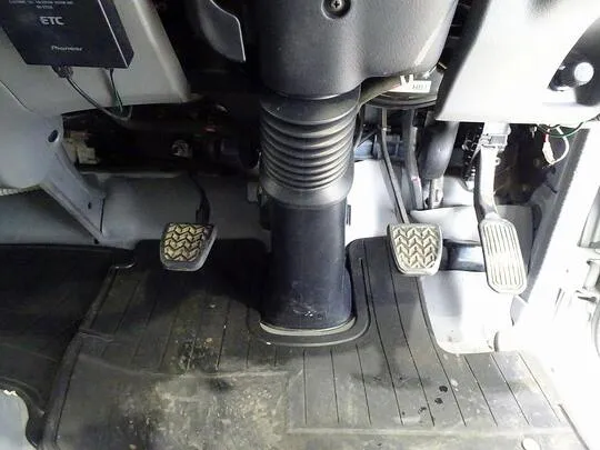 デュトロ 3t FJL 標準ロング タダノ4段クレーン付