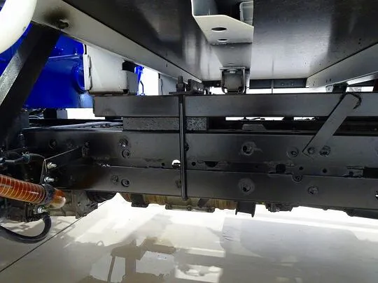 デュトロ 3t FJL 標準ロング タダノ4段クレーン付