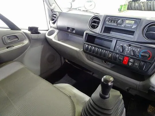 デュトロ 3t FJL 標準ロング タダノ4段クレーン付