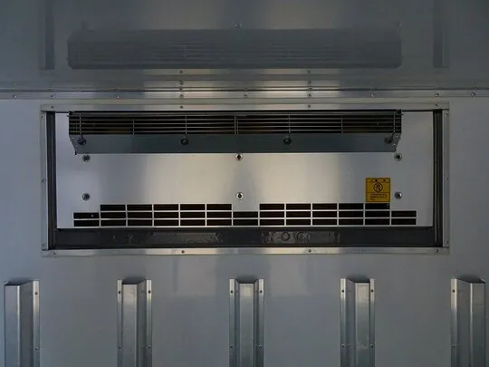 デュトロ 2t FJL 標準 低温冷凍車 総重量5t未満