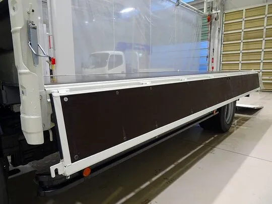 デュトロ 4.3t 高床 ワイド超ロング マルチP/G付 未使用車