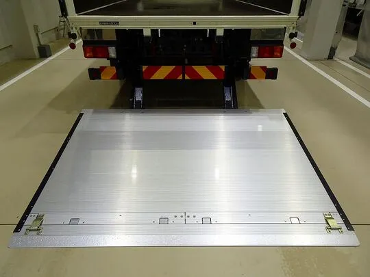 デュトロ 4.3t 高床 ワイド超ロング マルチP/G付 未使用車