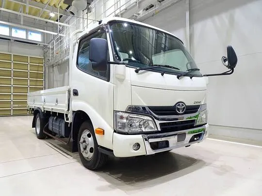 ダイナ 2t FJL 標準セミロング 平ボデー 総重量5t未満