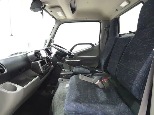 ダイナ 2t FJL 標準セミロング 平ボデー 総重量5t未満