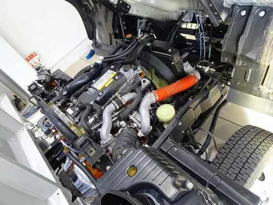 フォワード 2.95t ワイドベッドレス アルミウイング 210ps