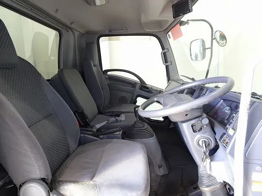 フォワード 2.95t ワイドベッドレス アルミウイング 210ps