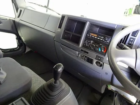 フォワード 2.95t ワイドベッドレス アルミウイング 210ps