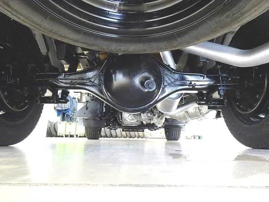 エルフ 1.5t 4WD FFL Sタイヤ 平ボデー