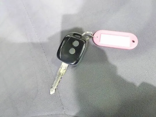 エルフ 1.5t 4WD FFL Sタイヤ 平ボデー