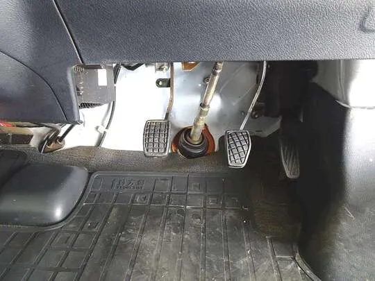 ボンゴトラック STD 0.75t 4ＷＤ Sタイヤ 平ボデー ガソリン