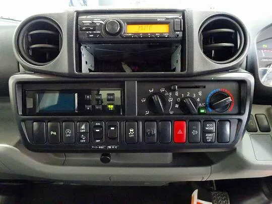 デュトロ 2.95t FJL 標準ロング 中温冷凍車