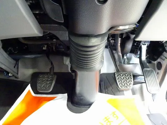 デュトロ 2.95t FJL 標準ロング 中温冷凍車