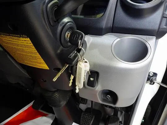 デュトロ 2.95t FJL 標準ロング 中温冷凍車