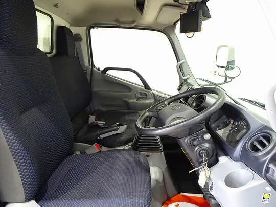 デュトロ 2.95t FJL 標準ロング 中温冷凍車