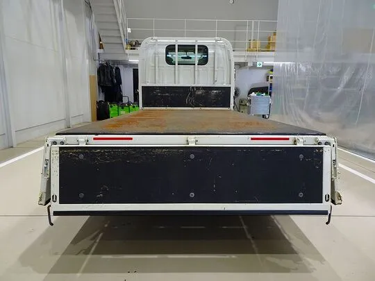 エルフ 2t FFL 標準 平ボデー 総重量5t未満