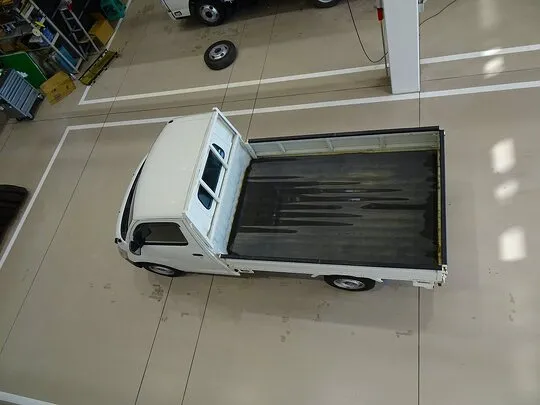 ライトエーストラック DX 0.75t 4WD Sタイヤ 平ボデー ガソリン