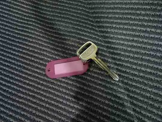 ライトエーストラック DX 0.75t 4WD Sタイヤ 平ボデー ガソリン