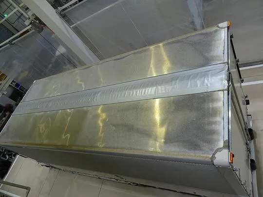 フォワード 2.9t ワイドベッド付 アルミウイング 210ps