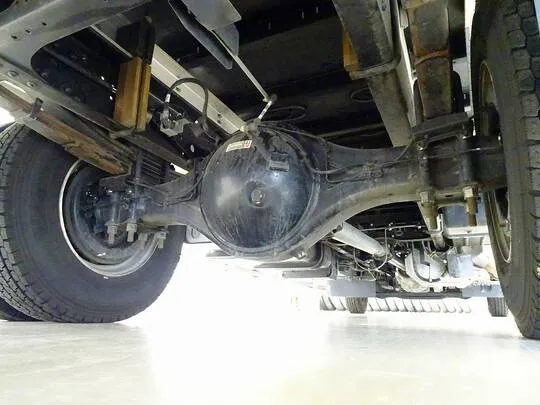 フォワード 2.9t ワイドベッド付 アルミウイング 210ps