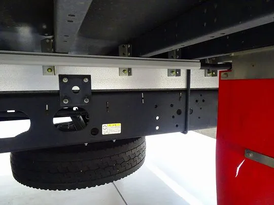 フォワード 2.9t ワイドベッド付 アルミウイング 210ps