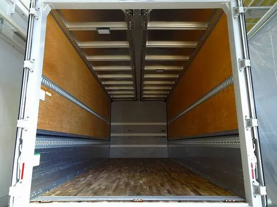 フォワード 2.25t ワイドベッド付 アルミウイング 格納ゲート付 リアエアサス 210ps