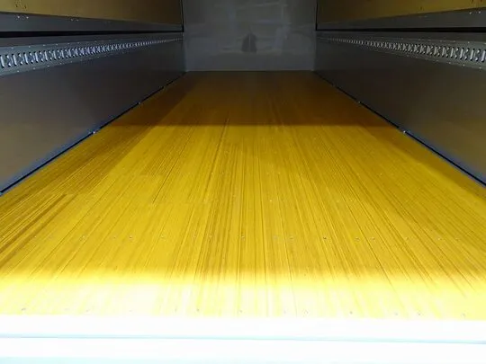 レンジャー 2.2t ワイドベッド付 アルミウイング 格納ゲート付 リアエアサス 未使用車 240ps