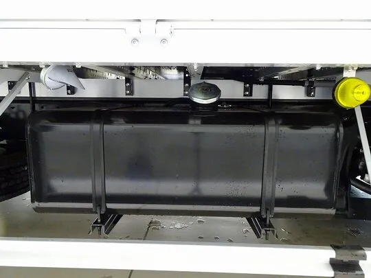 レンジャー 2.2t ワイドベッド付 アルミウイング 格納ゲート付 リアエアサス 未使用車 240ps